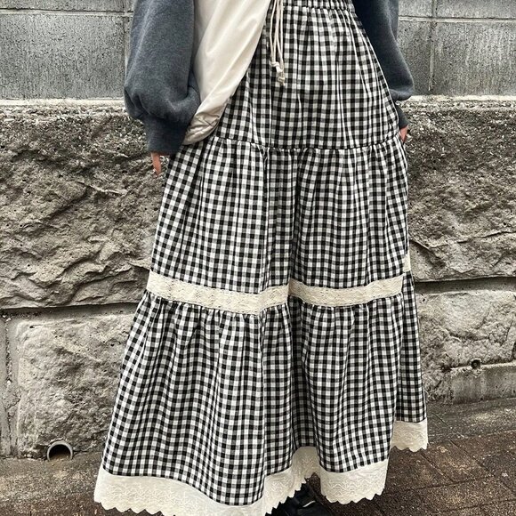 Dresses & Skirts - Black And White Casual Women's Plaid Contrast Lace Trim Skirt